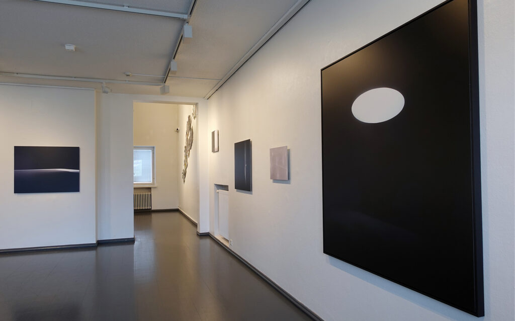 Nicole Ahland Kajaanin taidemuseossa 2022