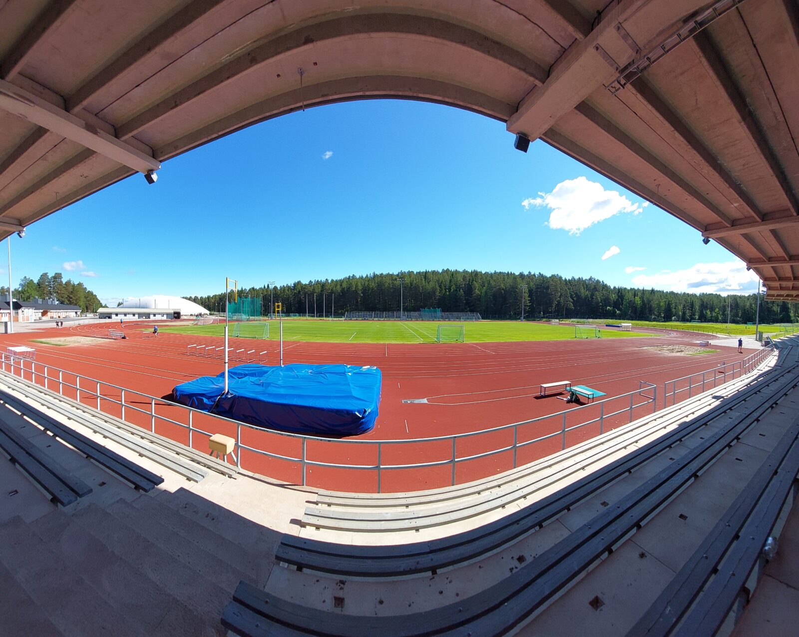 panoraamanäkymä Vimpelin urheilukeskuksesta